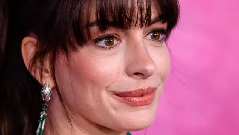 Yüzlere Ölü İnsan Derisi Enjekte Ediliyor: Hollywood'un Şok Edici Estetik Sırrı