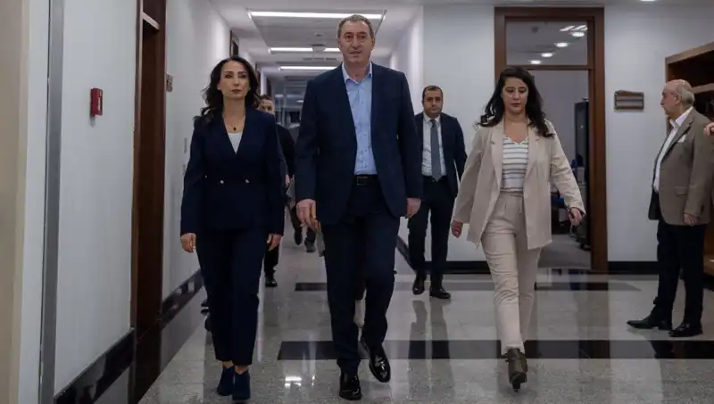 DEM Parti Heyeti, Türkiye Siyasi Arenasında Güncel Temaslara İmza Atıyor