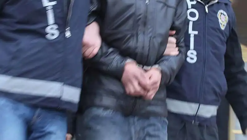 Konya'da Dolandırıcılık Şebekesine Büyük Darbe: 13 Gözaltı!
