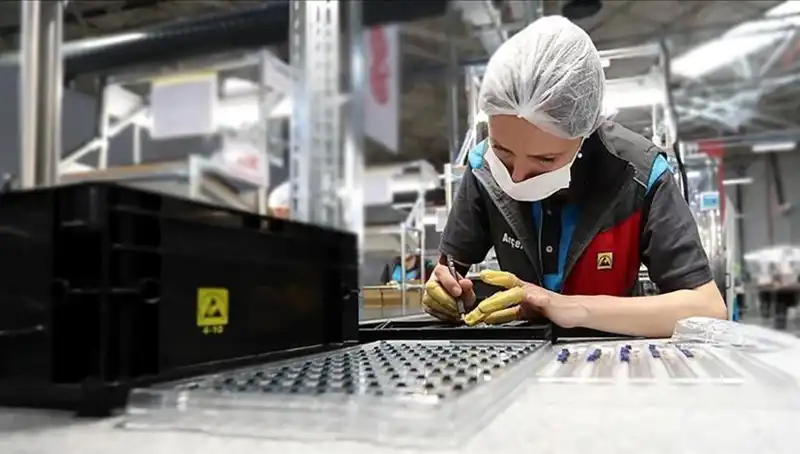 Foxconn'dan Yapay Zeka Atılımı: İlk Büyük Dil Modeli Piyasada!