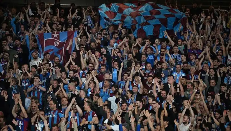 Trabzonspor-Galatasaray Maçının Biletleri Kapış Kapış Gidiyor!