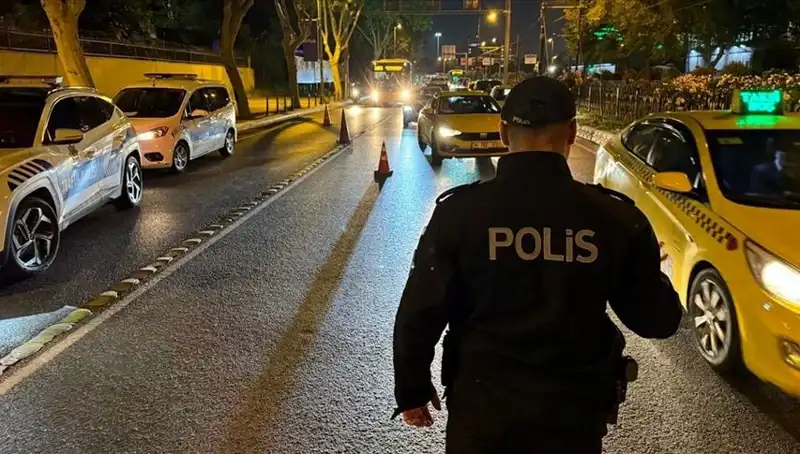 İstanbul’da Huzur Operasyonu: 1.500 Kişi Gözaltına Alındı!