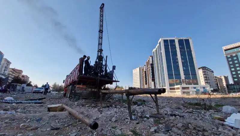 Galeria Sitesi'nde Tarihi Kazı Başladı: 89 Kişi Mezara Gömüldü!