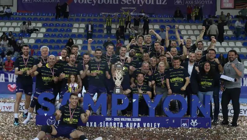 Fenerbahçe, Kupa Voley'de Zaferle Taçlandı!