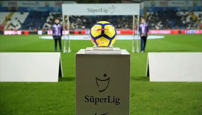 Süper Lig’de Pazar Ateşi: 2 Mart 2025’te Neler Yaşandı?
