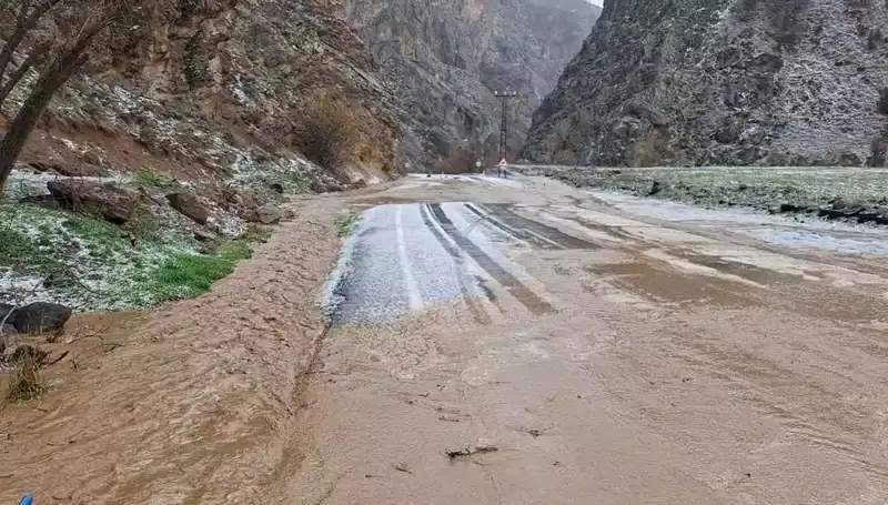 Tunceli'de Dolu ve Sağanak: Hayatı Olumsuz Etkileyen Doğal Afet