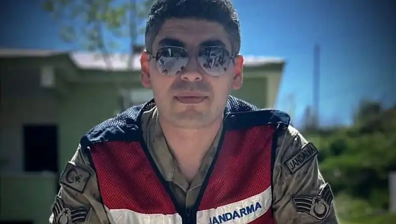 Kadir Astsubayın Halı Saha Maçındaki Acı Son: Hayatını Kaybetti