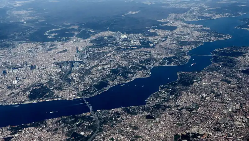 Baharın Gelişiyle İstanbul Hava Trafiğinde Canlanma: Pilottan İlginç Açıklama!