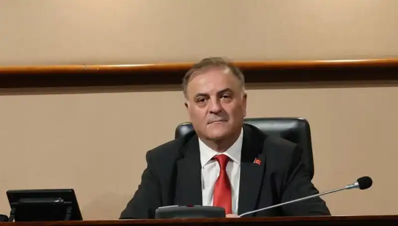 Nuri Aslan: İBB Başkanvekili'nin Hayatı ve Kariyeri Hakkında Bilgiler
