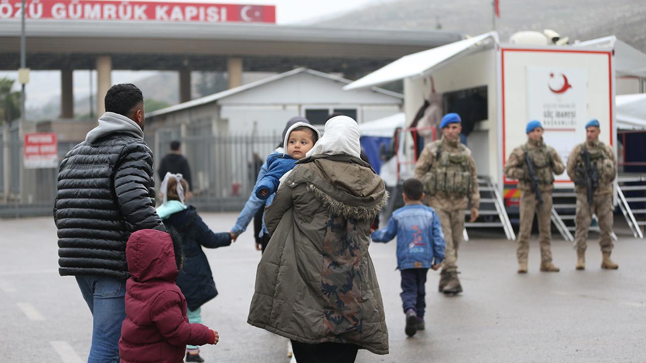 Son Bir Ayda 52 Bin 622 Suriyeli Ülkesine Geri Döndü