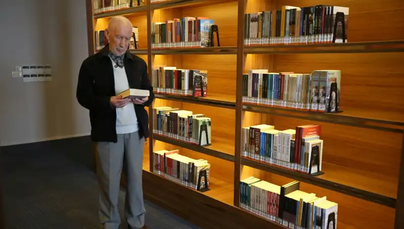 8 Yaşında Kitaplarla Tanıştı, 71 Yıldır Okumanın Tadını Çıkarıyor