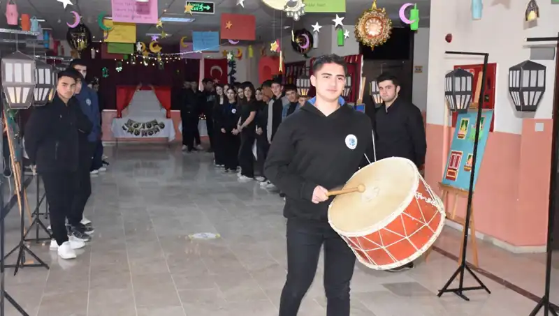 Ramazan Sokağı: Öğrencilerin Manevi Ruhunu Yansıtan Benzersiz Bir Proje