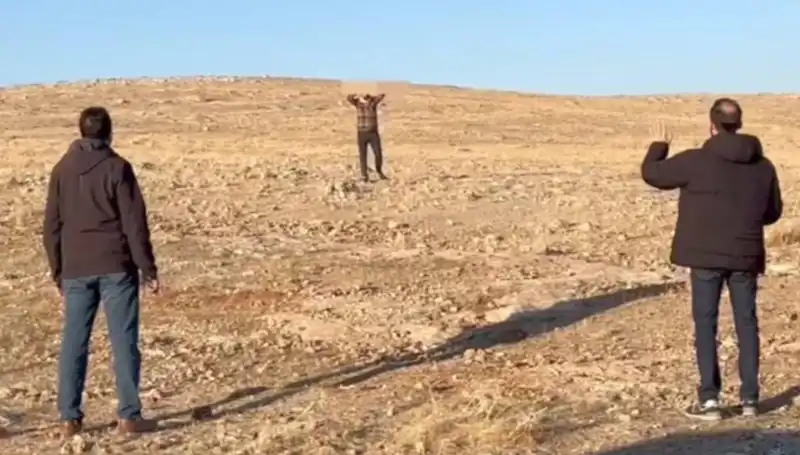 Jandarma ve MİT'ten Koordineli Operasyon: Terör Örgütünün Sabotajcısı Teslim Oldu