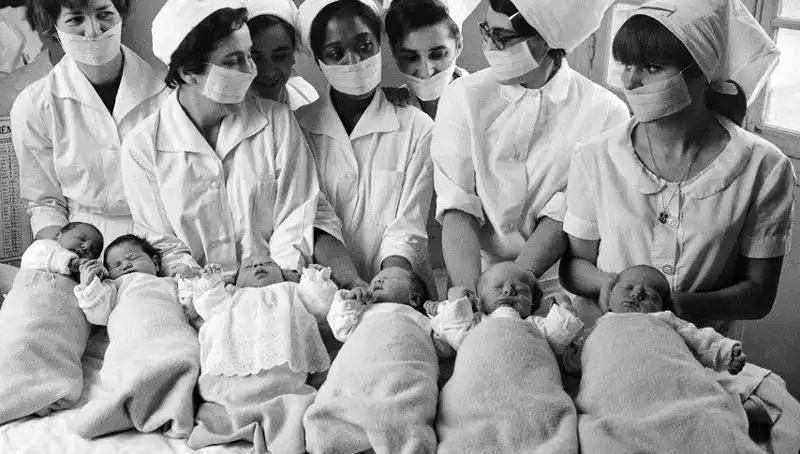 70 Yıl Sonra Gelen Buluş: Hastanede Karışan Kardeşler DNA Testi ile Tanıştı